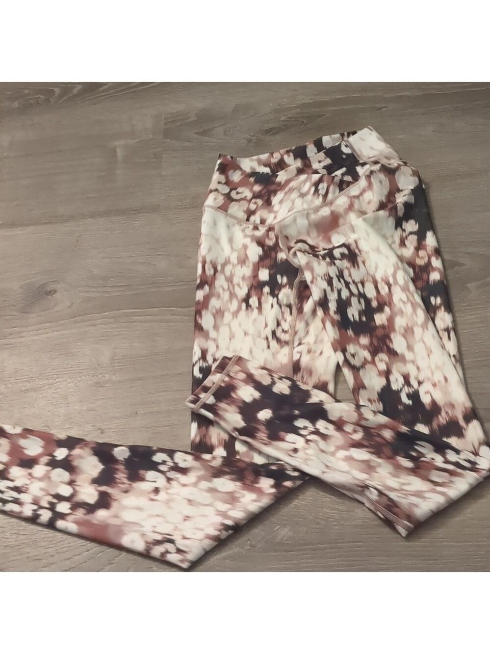 Aerie offline 7/8 high rise crossover leggings size XS